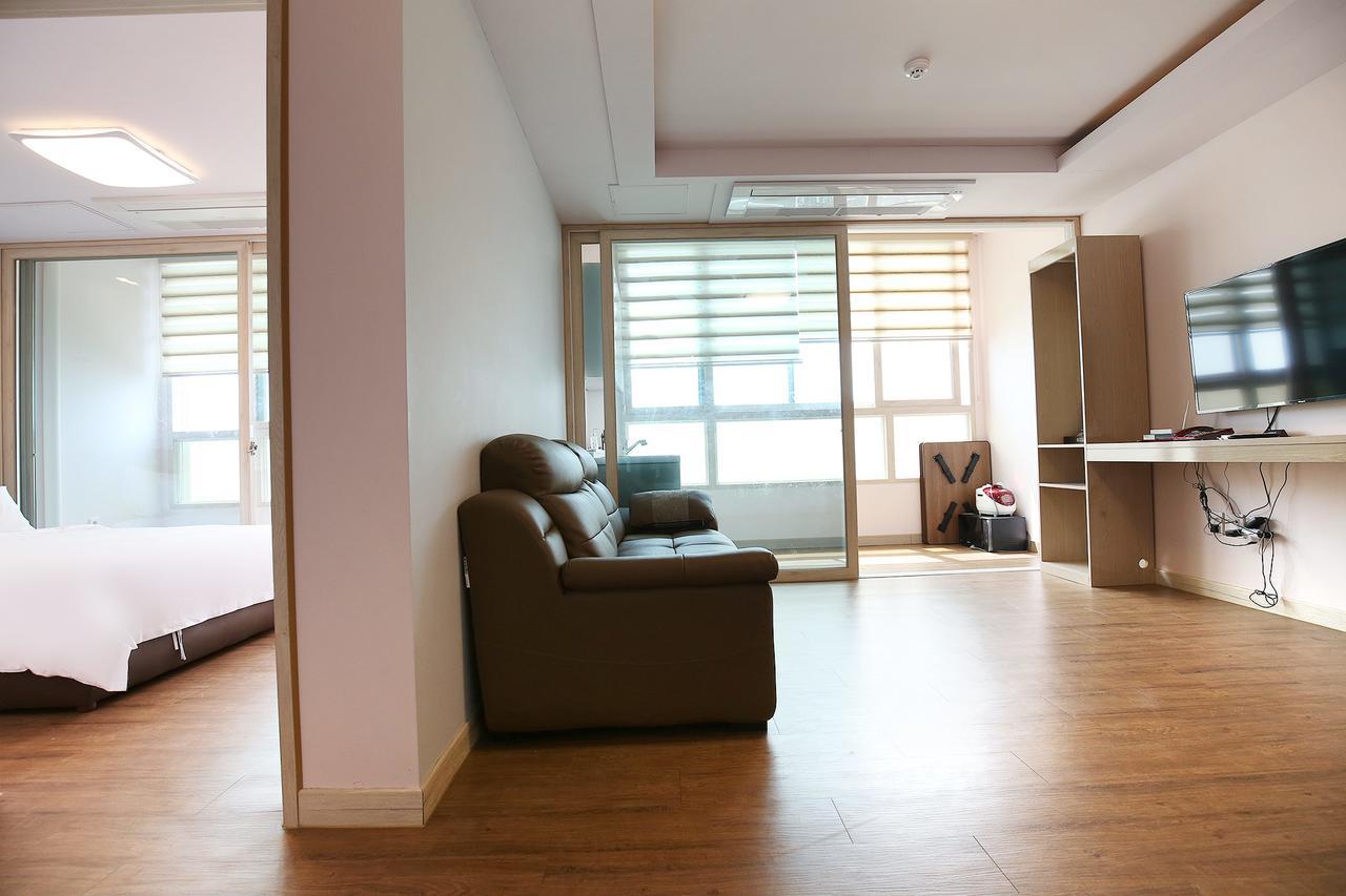 Hotel Lohas Борьонг Екстериор снимка