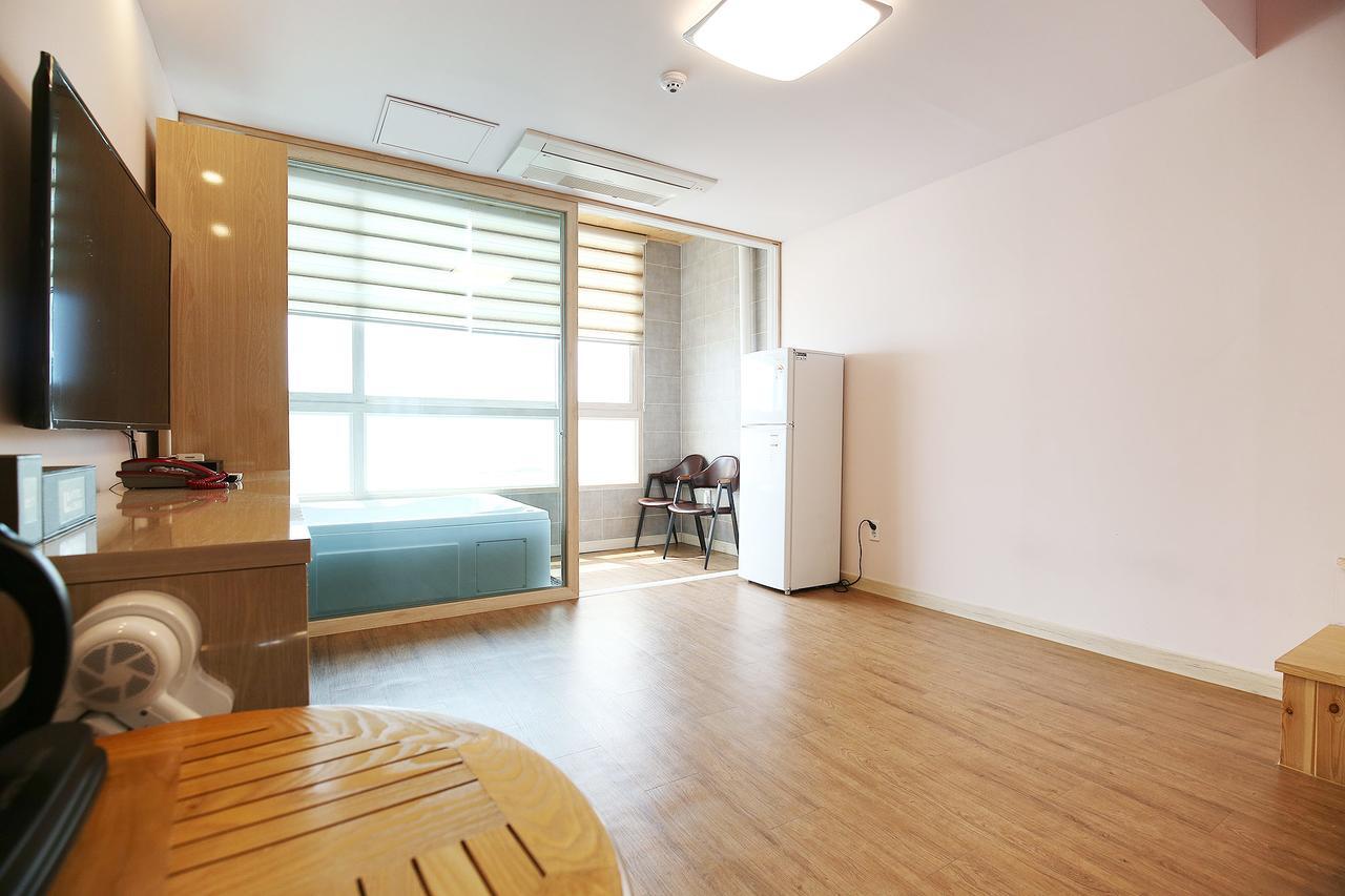 Hotel Lohas Борьонг Екстериор снимка